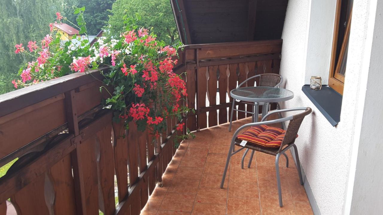 Apartmany - Privat Pacholik Rokytnice nad Jizerou Exteriör bild