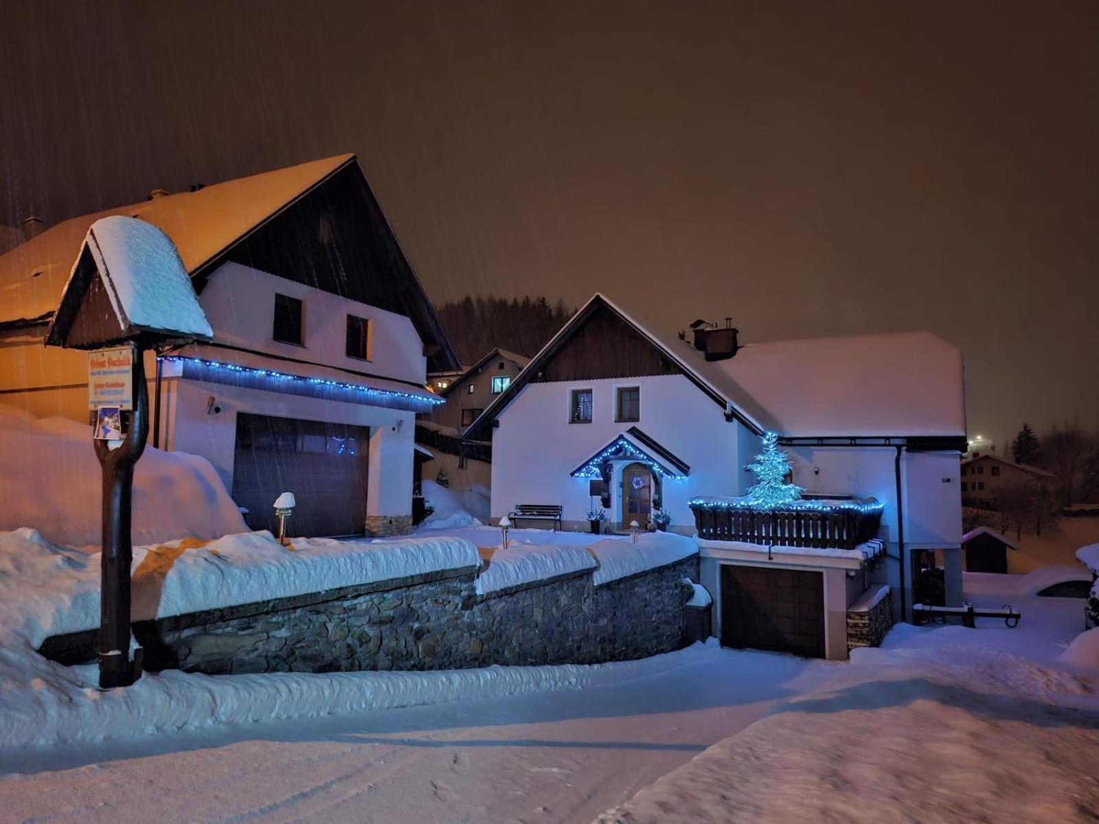 Apartmany - Privat Pacholik Rokytnice nad Jizerou Exteriör bild